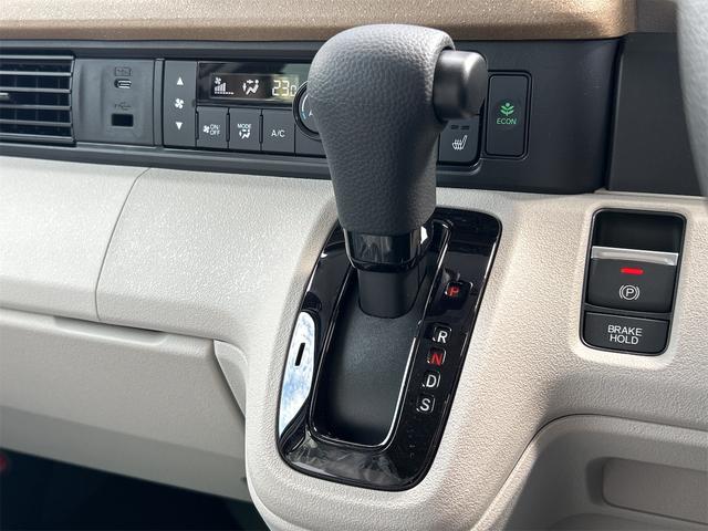 Honda N-BOX 2025