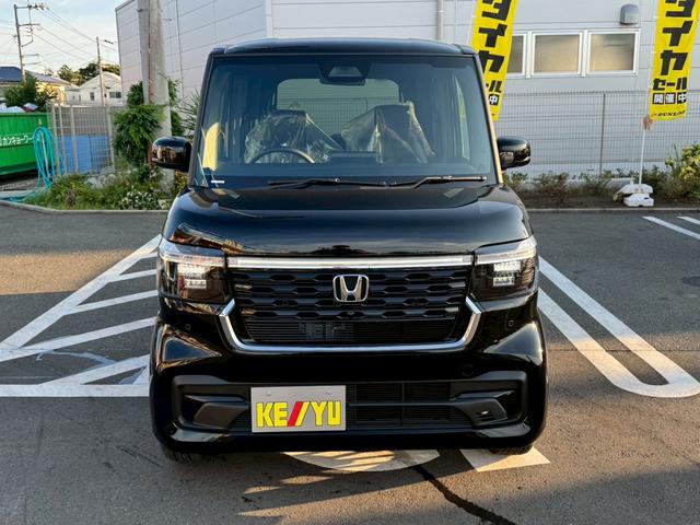 Honda N-BOX CUSTOM 2025