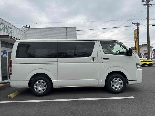 Toyota HIACE VAN 2025
