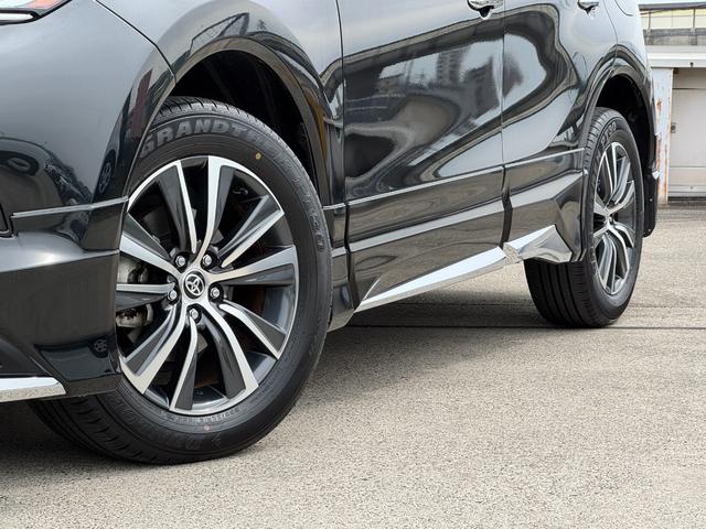 Toyota HARRIER HYBRID 2024