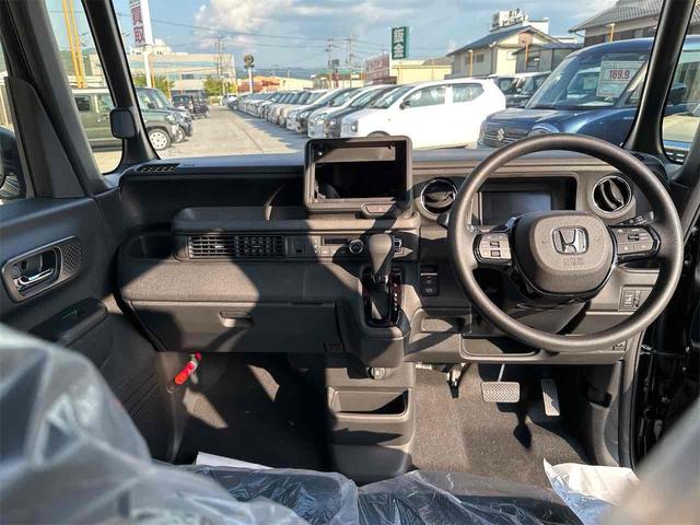 Honda N-BOX CUSTOM 2025