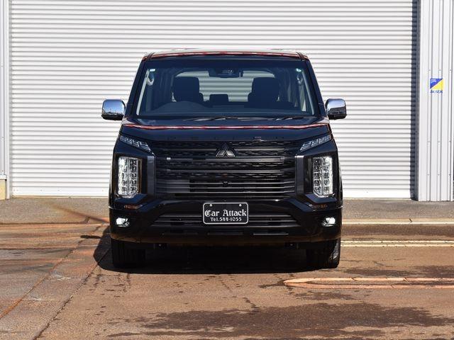 Mitsubishi DELICA D:5 2024