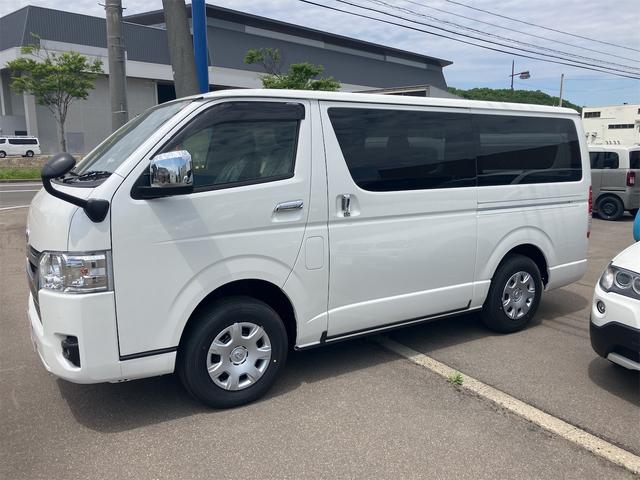Toyota HIACE VAN 2026