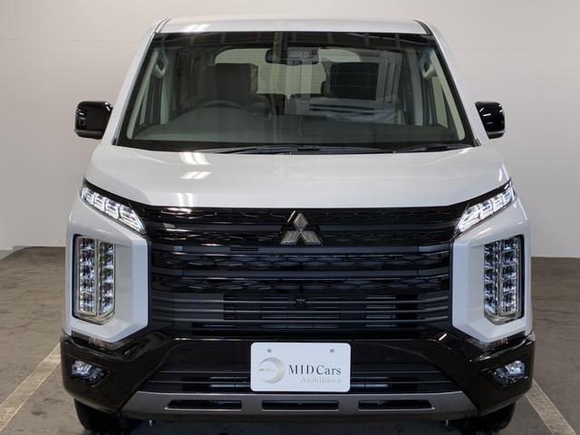 Mitsubishi DELICA D:5 2026