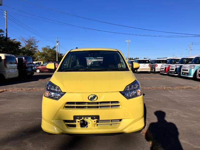 Daihatsu MIRA E:S 2022