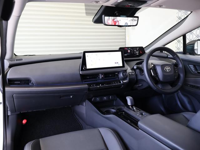 Toyota PRIUS 2024