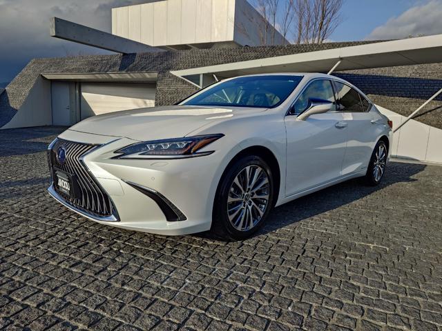 Lexus ES 2019