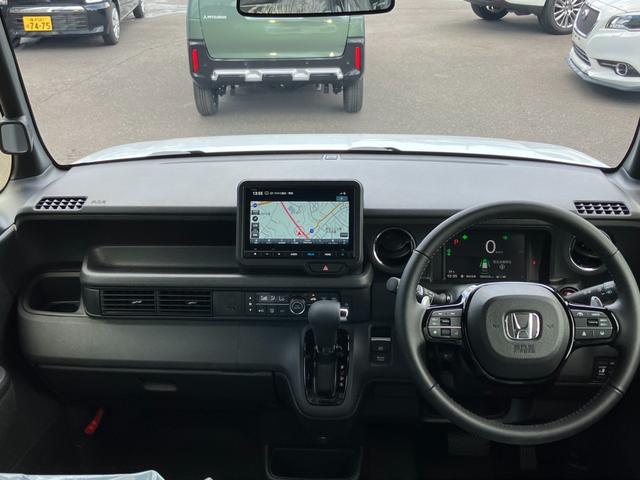 Honda N-BOX CUSTOM 2025