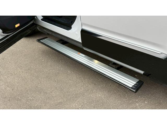 Mitsubishi DELICA D:5 2024