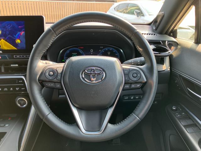 Toyota HARRIER HYBRID 2023