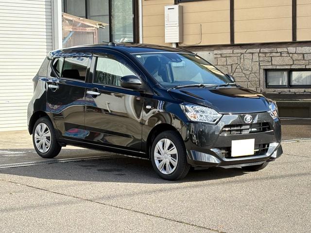Daihatsu MIRA E:S 2025