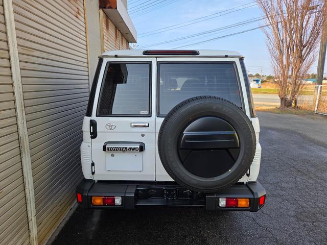 Toyota LAND CRUISER 2025