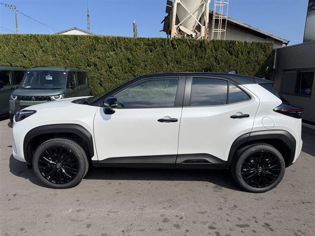 Toyota YARIS CROSS 2026