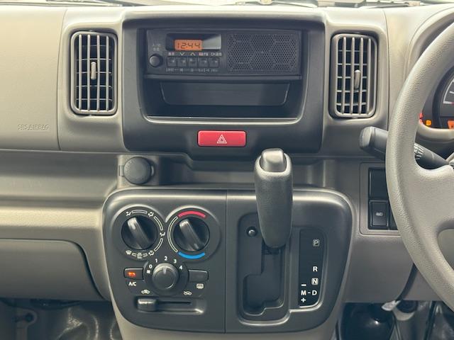 Nissan NV100 Clipper Van 2024