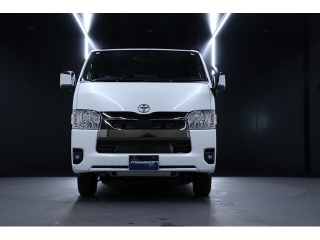 Toyota HIACE VAN 2025