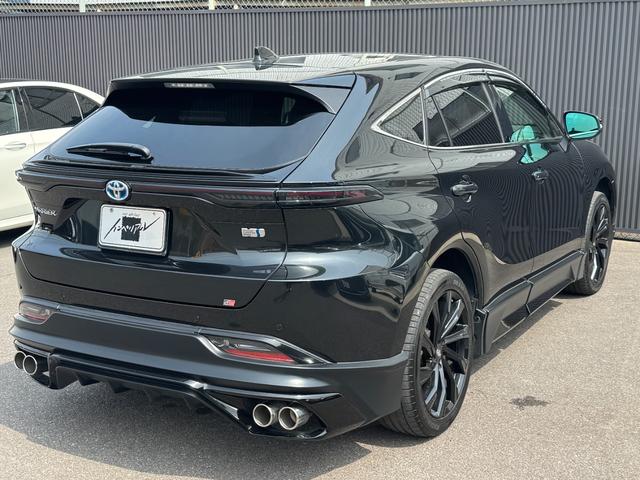 Toyota HARRIER HYBRID 2021