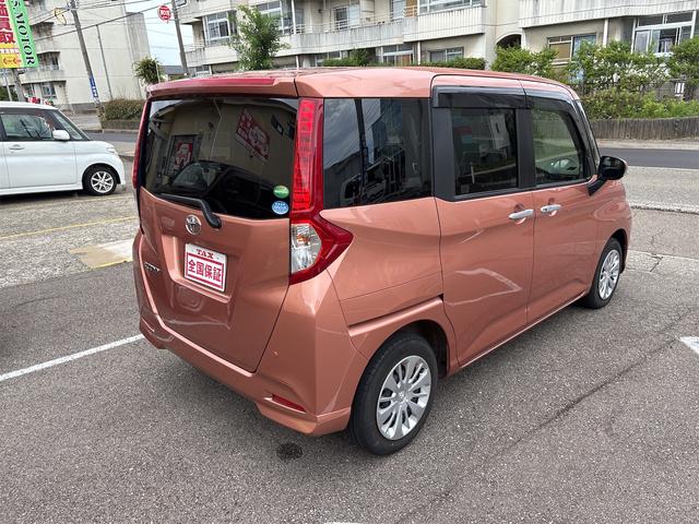 Toyota ROOMY 2018