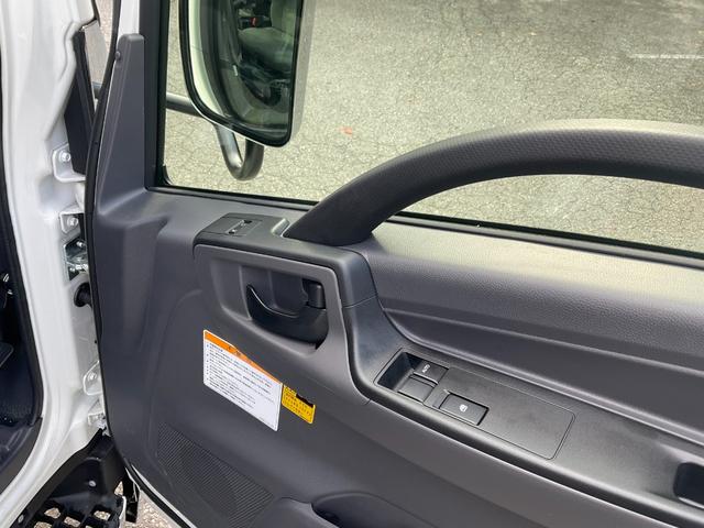 Mazda TITAN TRUCK 2025