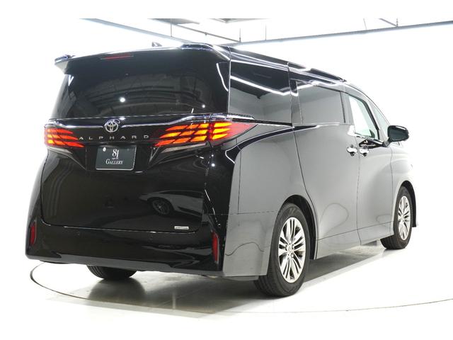 Toyota ALPHARD 2025