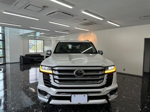 Toyota LAND CRUISER 2024