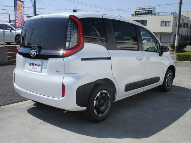 Toyota SIENTA 2025