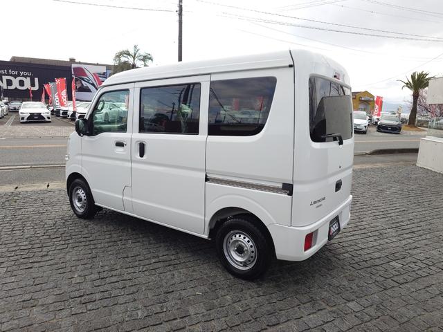 Mitsubishi MINICAB VAN 2025