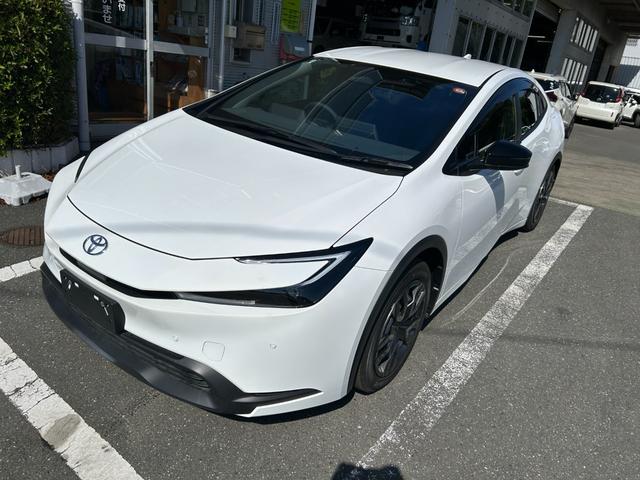 Toyota PRIUS 2025