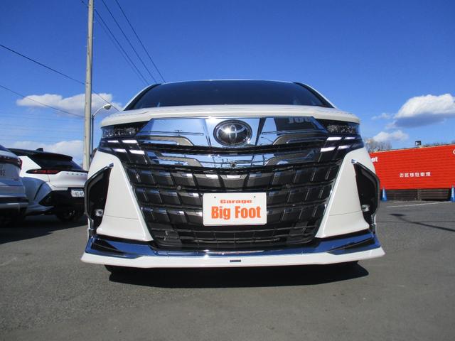 Toyota ALPHARD HYBRID 2023