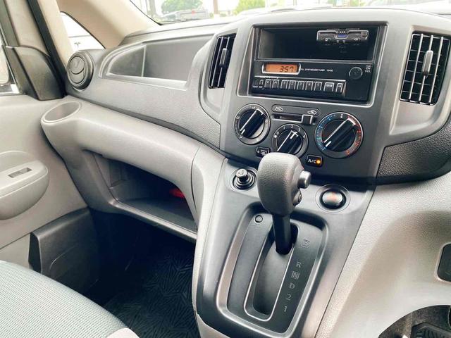 Nissan NV200 VANETTE VAN 2014