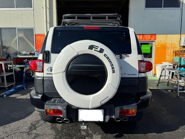 Toyota FJ CRUISER 2013