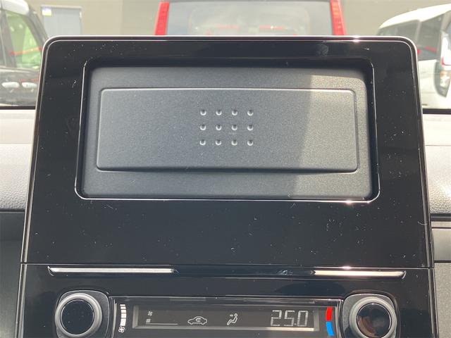 Toyota SIENTA 2025