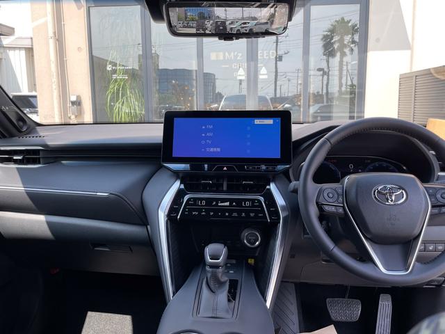 Toyota HARRIER HYBRID 2025