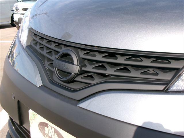 Nissan NV200 VANETTE VAN 2025