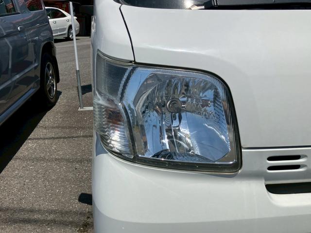 Toyota PIXIS VAN 2014