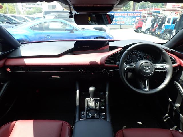 Mazda MAZDA3 FASTBACK 2025