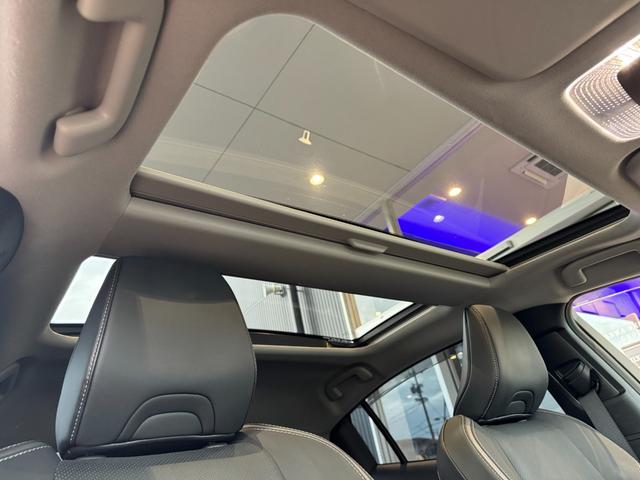 Toyota PRIUS 2025
