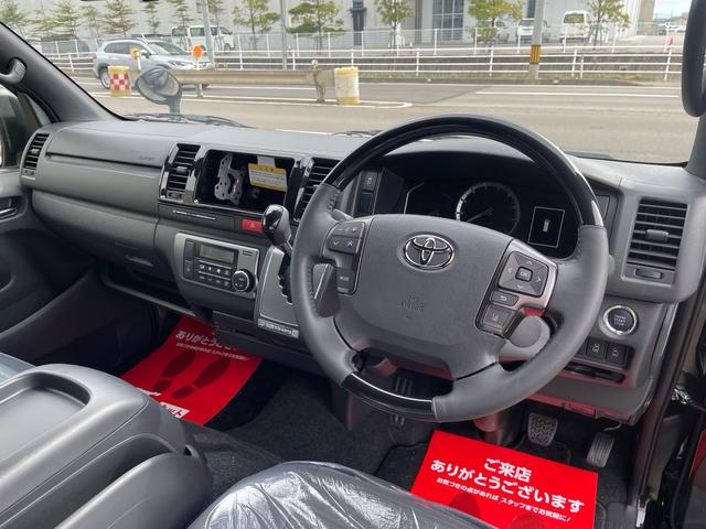 Toyota HIACE VAN 2026