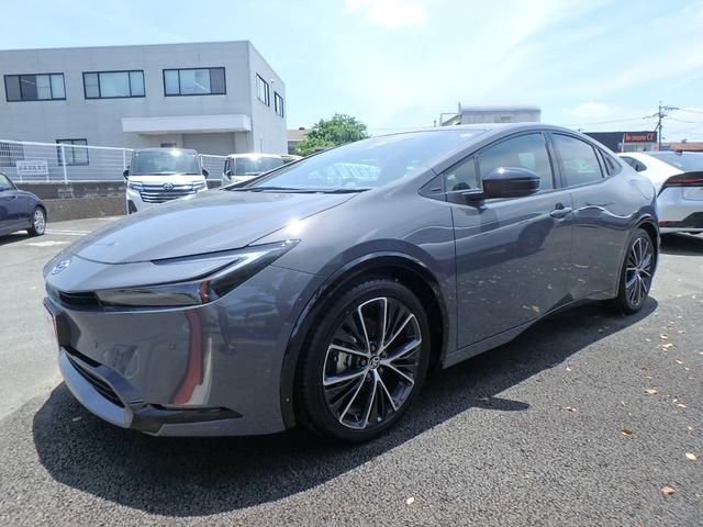 Toyota PRIUS 2025