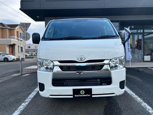 Toyota HIACE VAN 2025