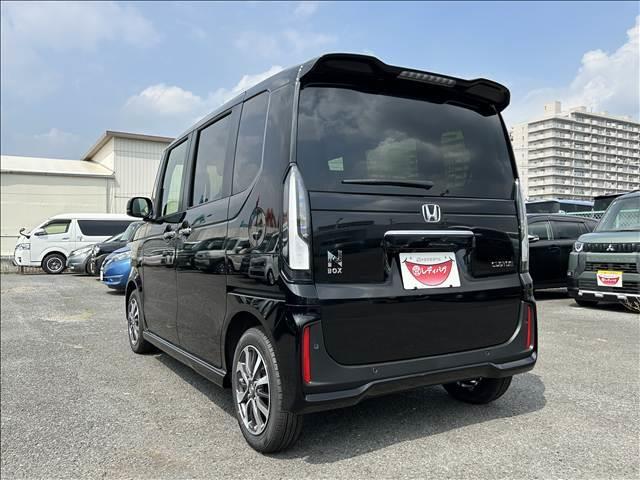 Honda N-BOX CUSTOM 2025