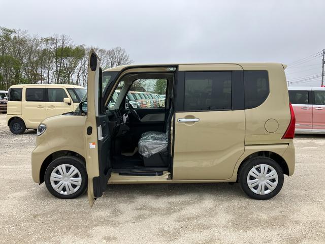 Daihatsu TANTO 2024