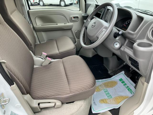 Nissan NV100 Clipper Van 2015