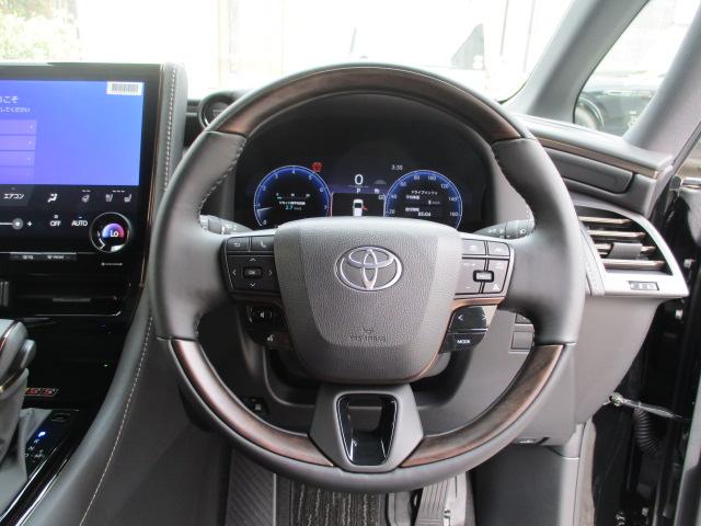 Toyota ALPHARD 2024