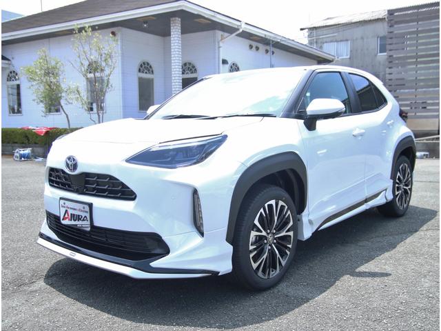 Toyota YARIS CROSS 2025
