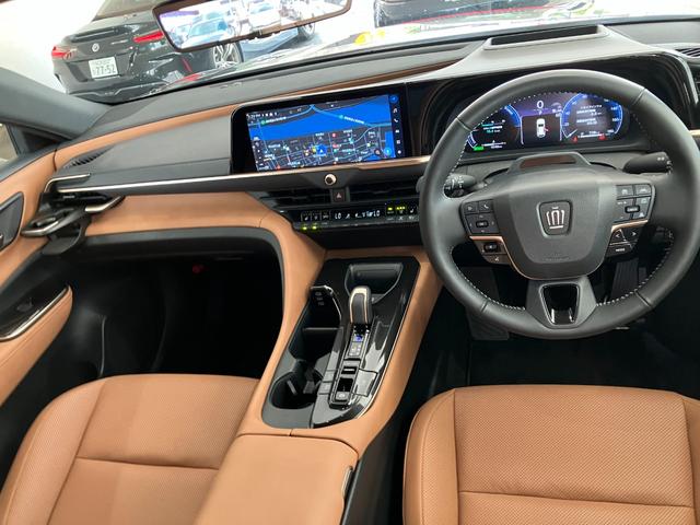 Toyota CROWN SPORT 2024
