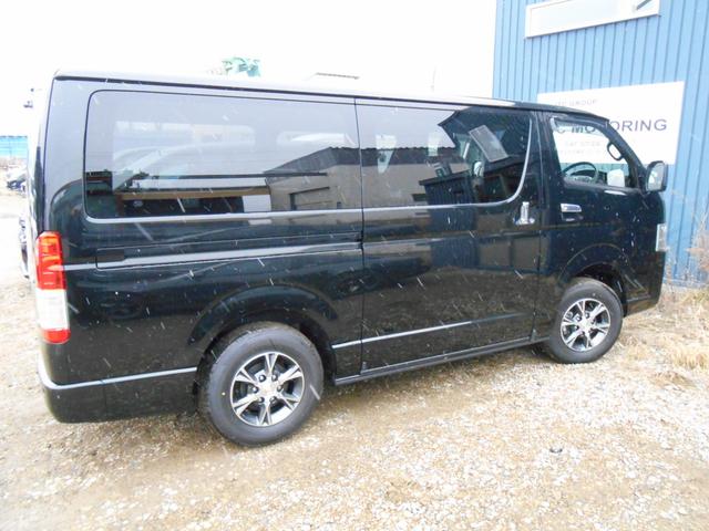 Toyota HIACE VAN 2025