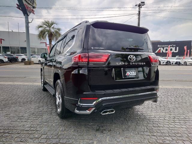 Toyota LAND CRUISER 2023