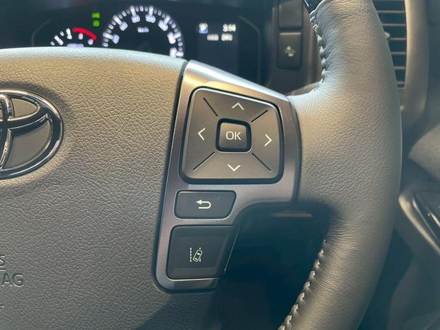Toyota HIACE VAN 2025