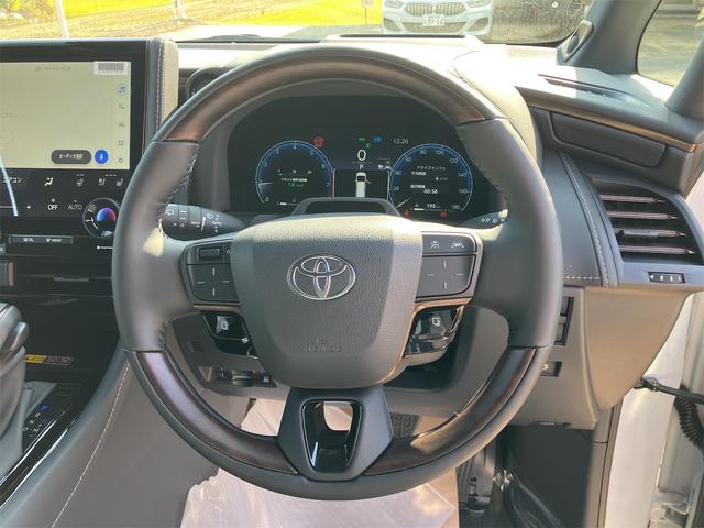 Toyota ALPHARD 2025