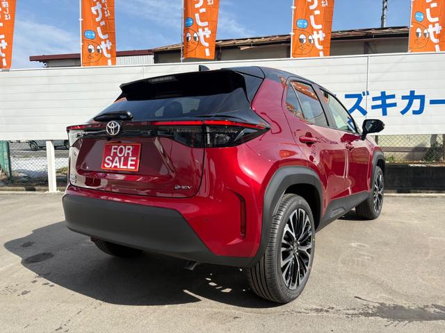 Toyota YARIS CROSS 2026